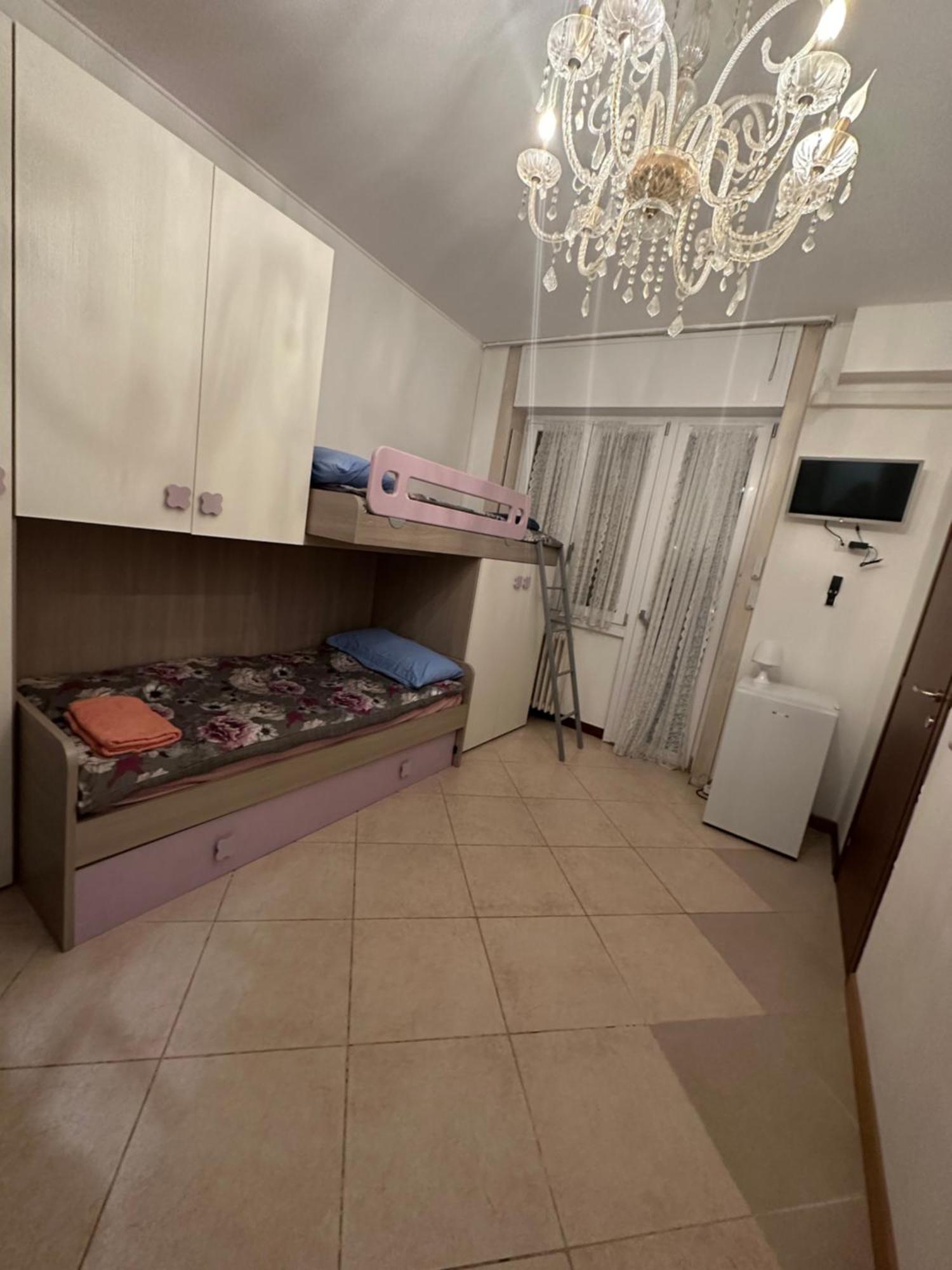 Gigli, Rooms Con Cucina In Comune E Terrazza Мілан Екстер'єр фото
