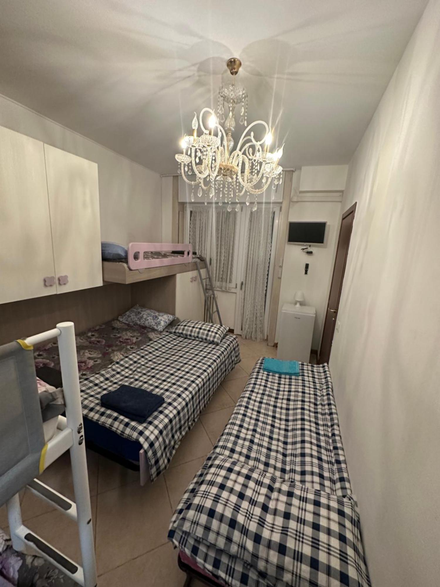 Gigli, Rooms Con Cucina In Comune E Terrazza Мілан Екстер'єр фото