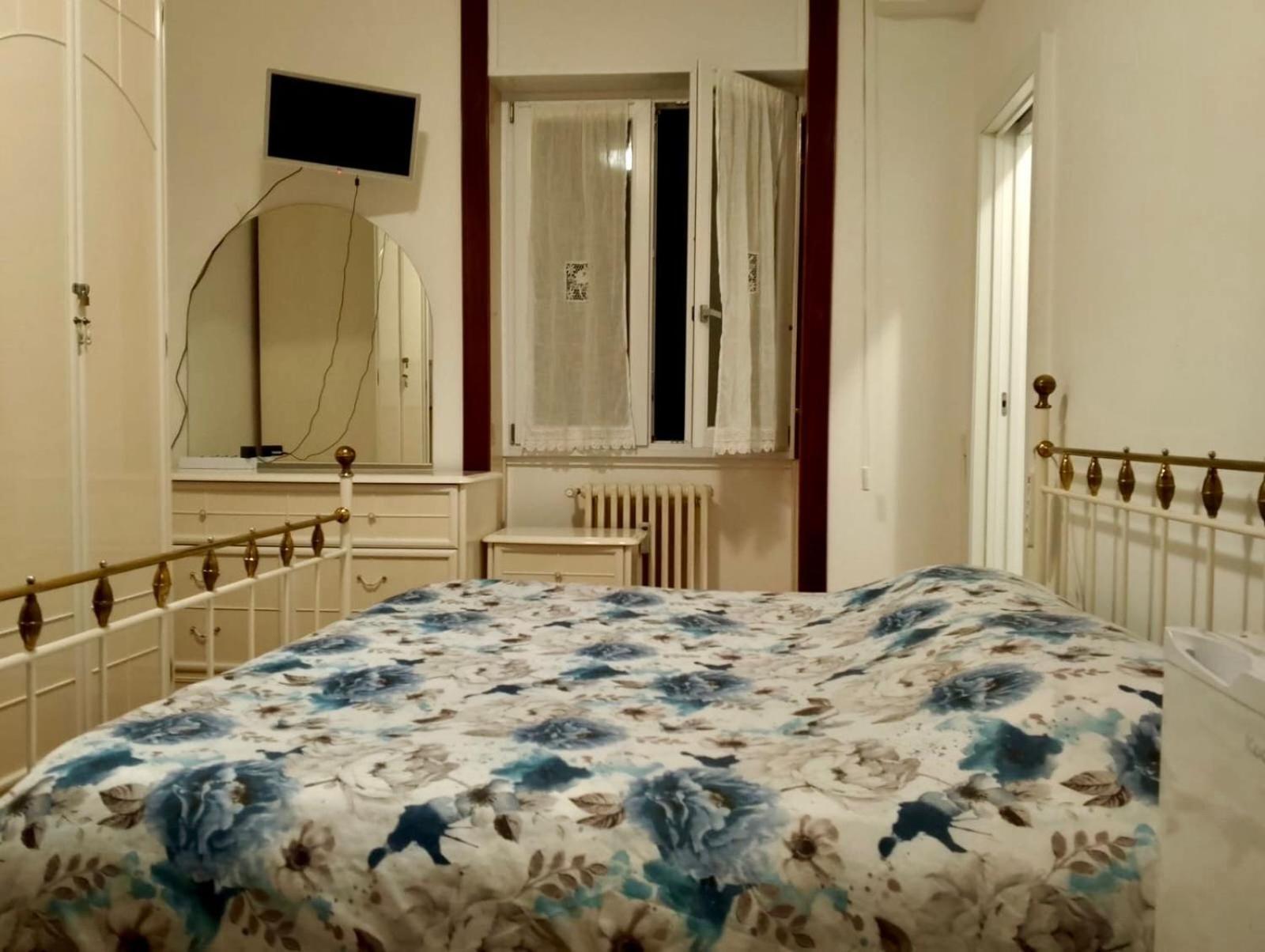 Gigli, Rooms Con Cucina In Comune E Terrazza Мілан Екстер'єр фото